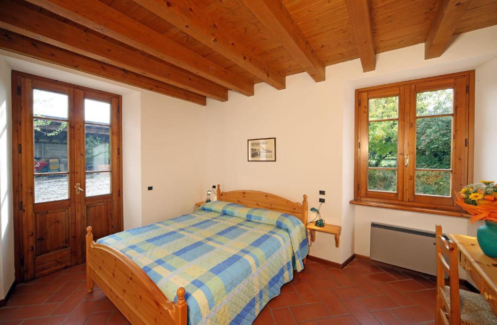 Gasthaus Agriturismo La Breda San Felice del Benaco Zimmer foto